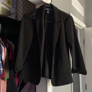 BLACK BLAZER